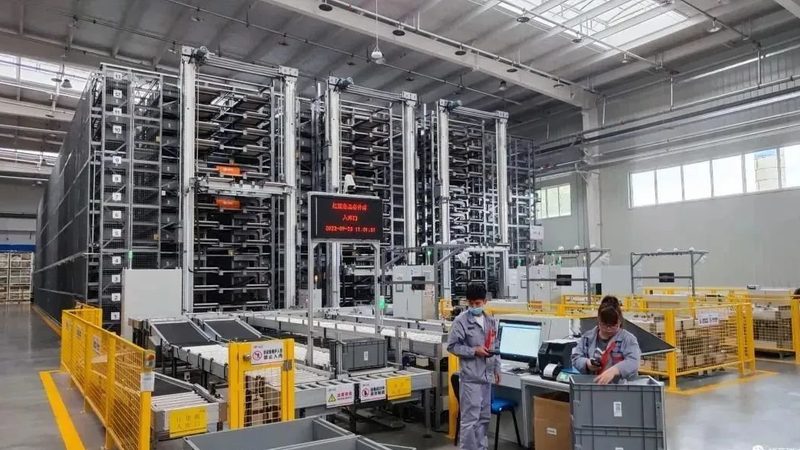 重型阁楼货架的奥秘：揭秘其成本构成与价值**